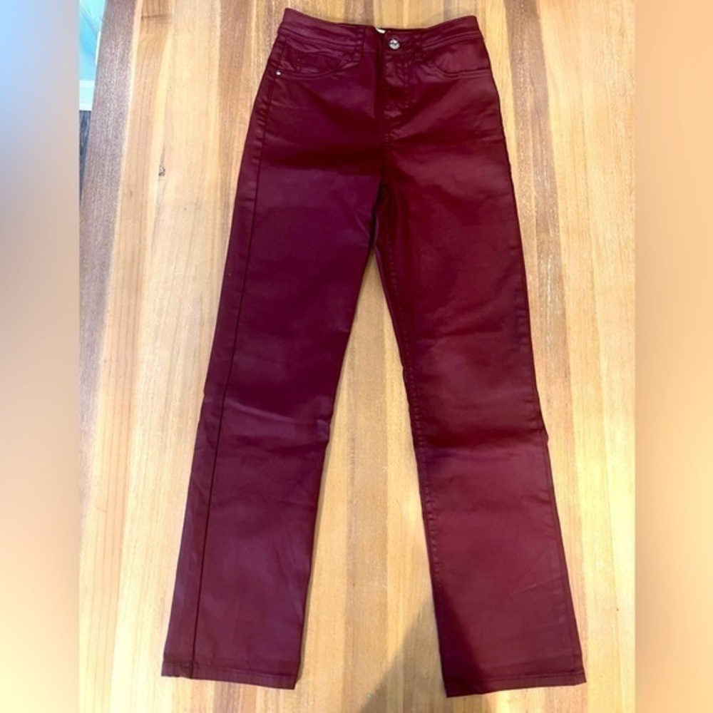 Zara burgundy high rise slim jean style pant’s women’s size 2